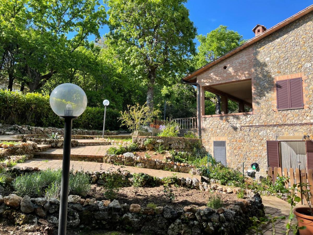 Villa Lilia By Let Сиена Екстериор снимка